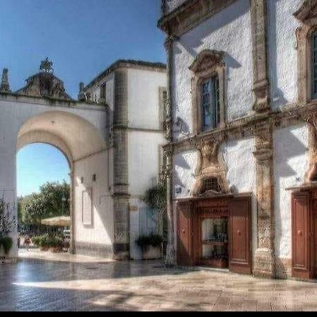 Clasa Vacanza Martina Franca Bagian luar foto