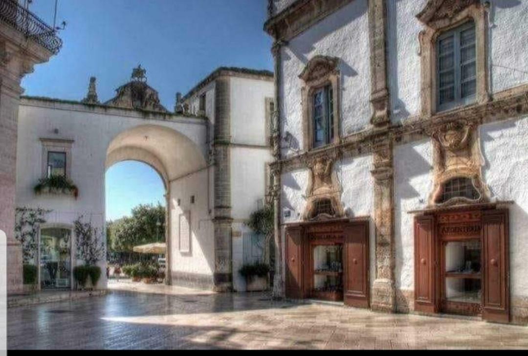 Clasa Vacanza Martina Franca Bagian luar foto